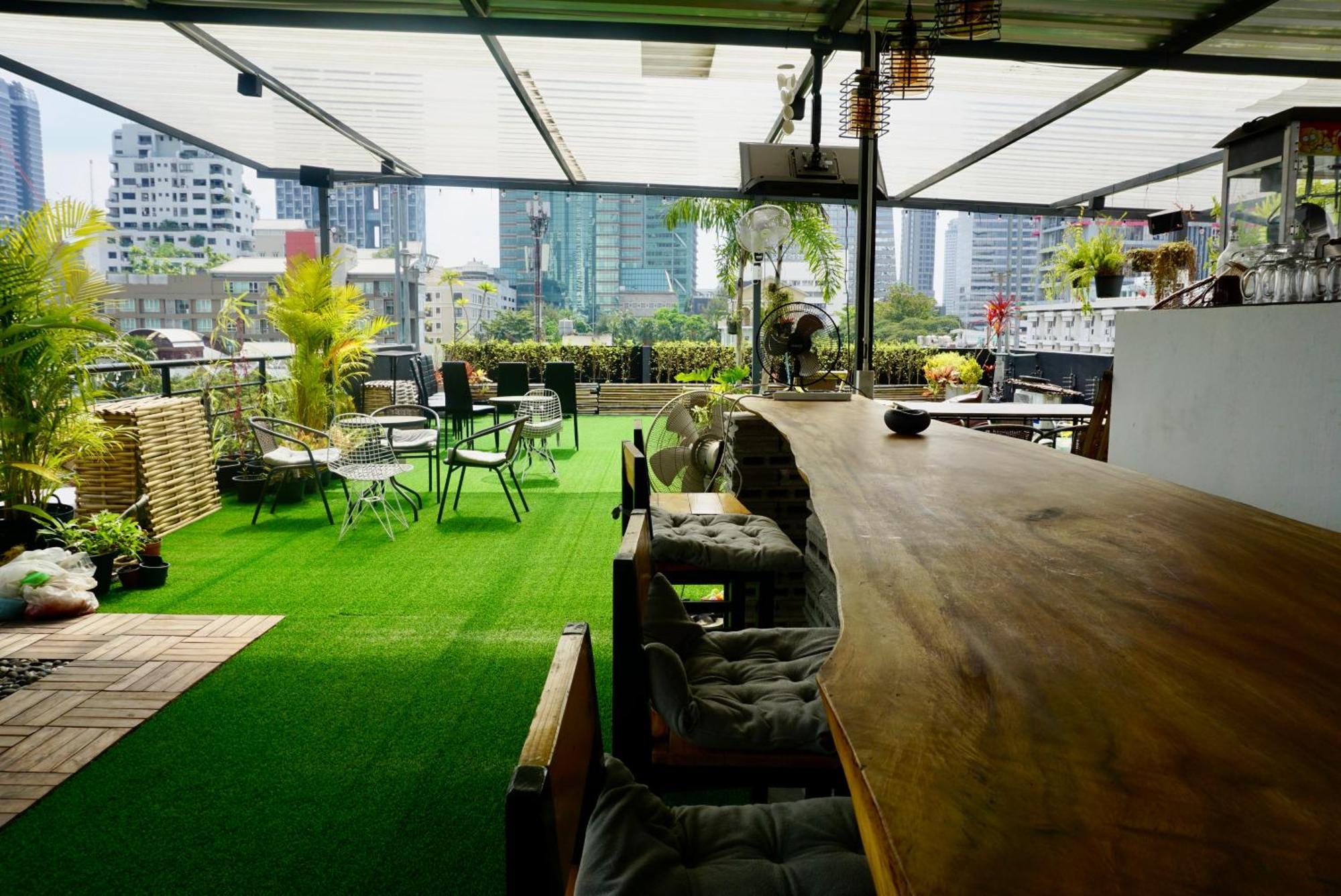 Hash With Unique Chill Design At Silom Soi 3 Căn hộ Bangkok